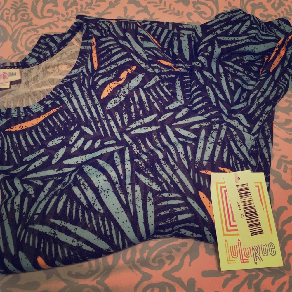 LulaRoe Julia!! New with tags!!