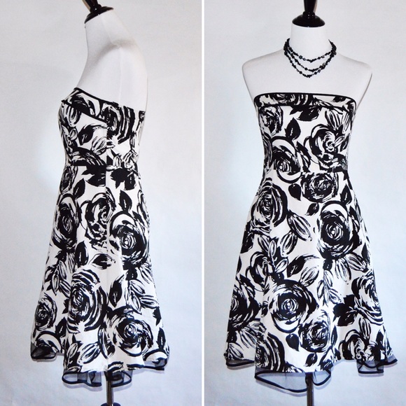 Black & White Snap Rose Floral Dress - Picture 3 of 4