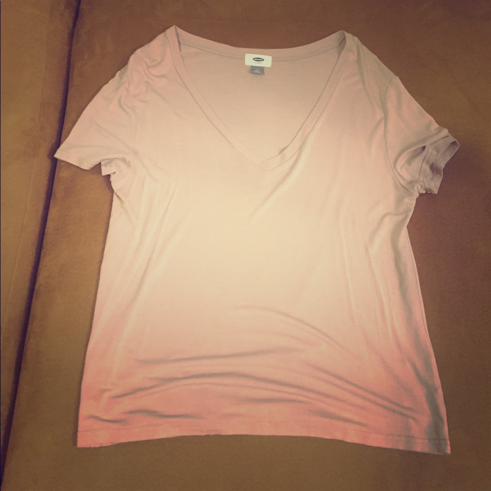 Old navy V-neck tee shirt