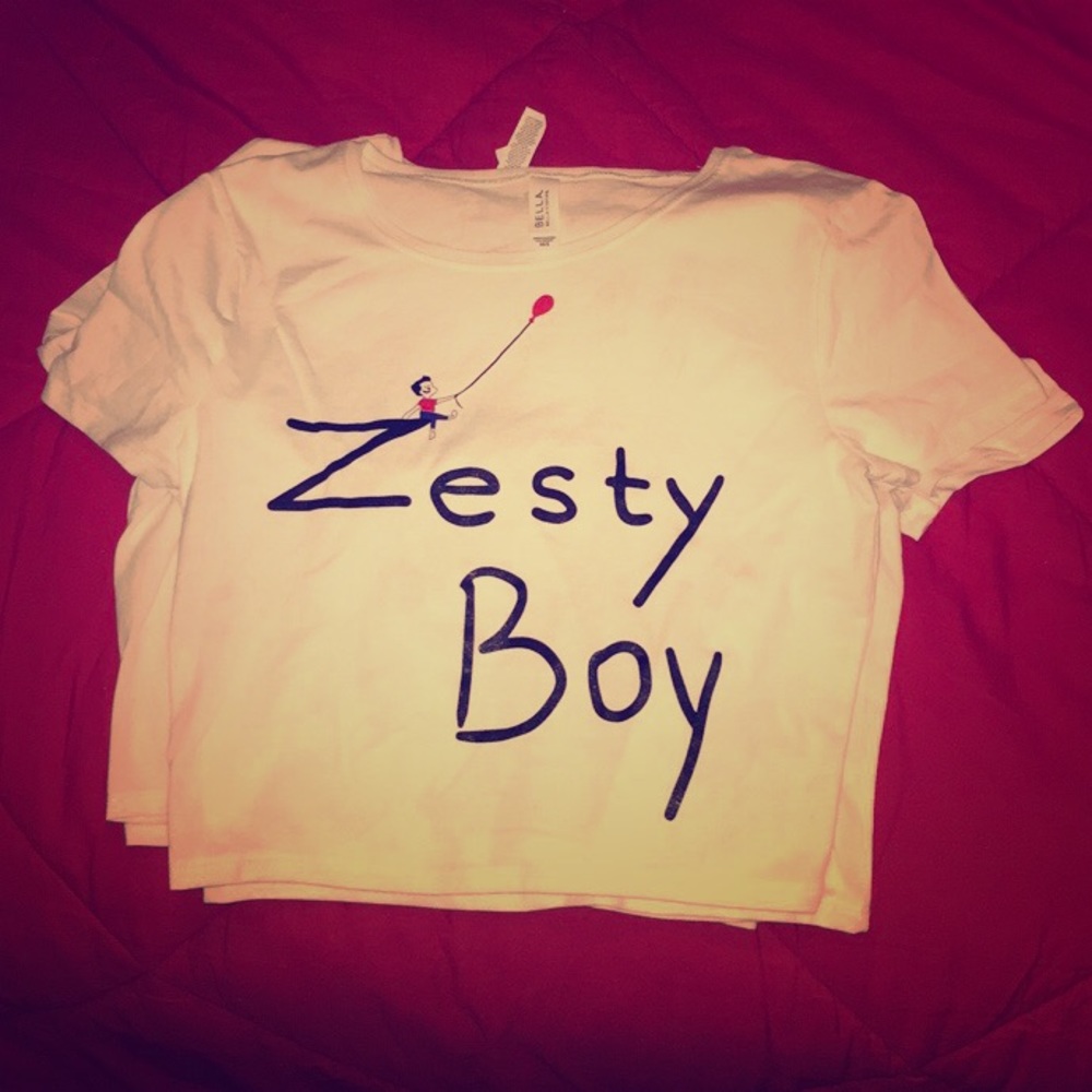 Crop tops with custom logo
