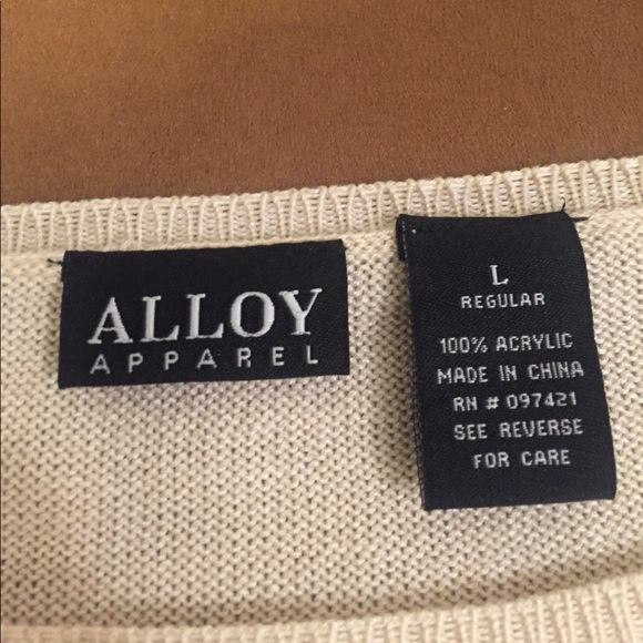 Tan long sleeve sweater - Picture 2 of 2