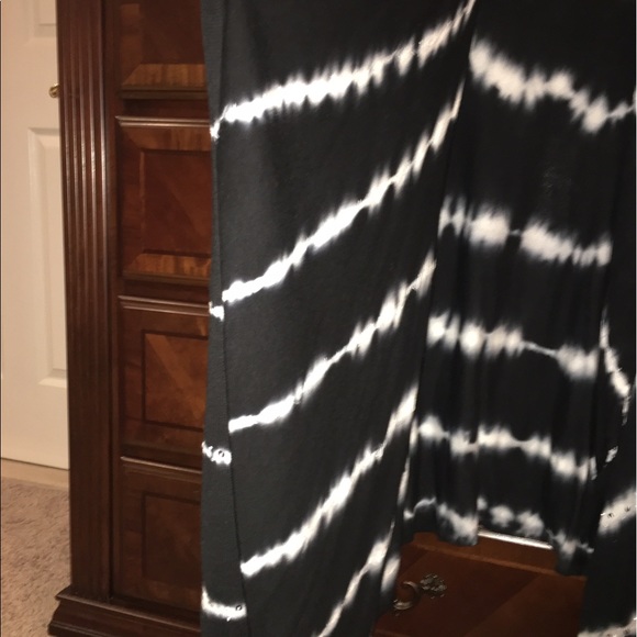 Woman's thin cardigan - Picture 2 of 3