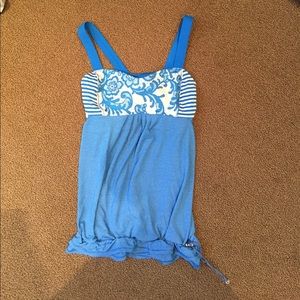 Lulu athletic top