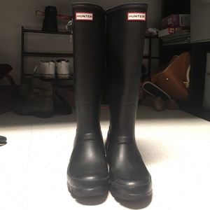 Matte Hunter Boots