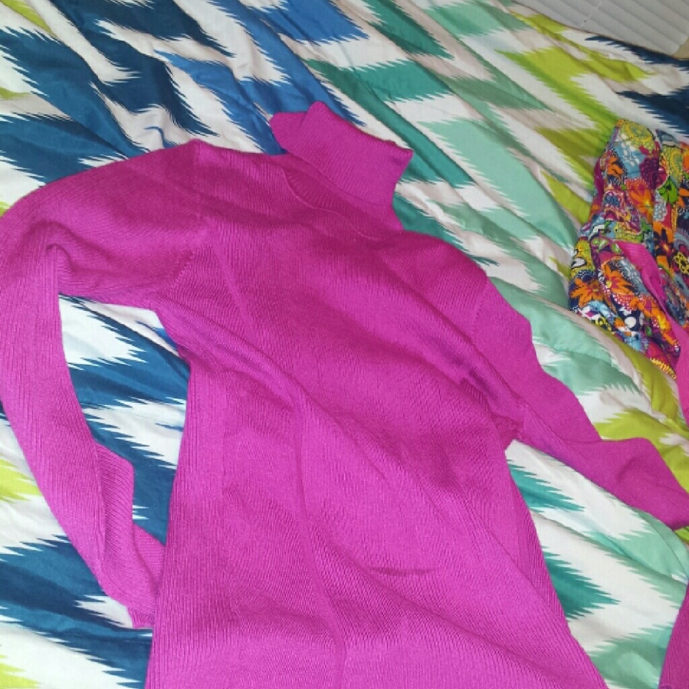 Turtle Neck SweaterOPEN FOR TRADES