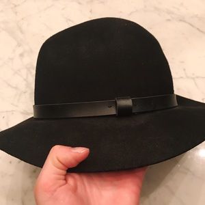 H&M Wide Brim Wool Hat Black