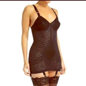 🌸spring cleaning🌸 rago modcloth black shapewear