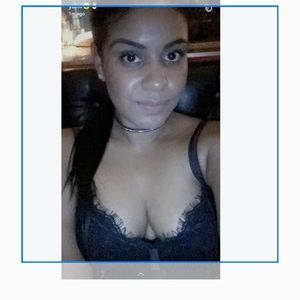 Meet your Posher, Yamila