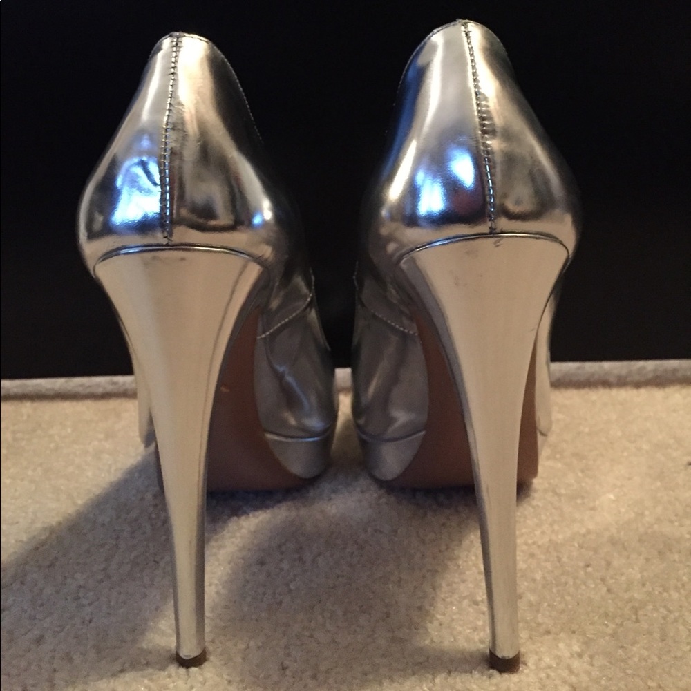 Prada heels size 40/9 worn once - Picture 4 of 8