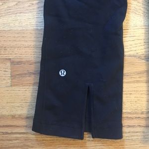 Lululemon crop yoga pants