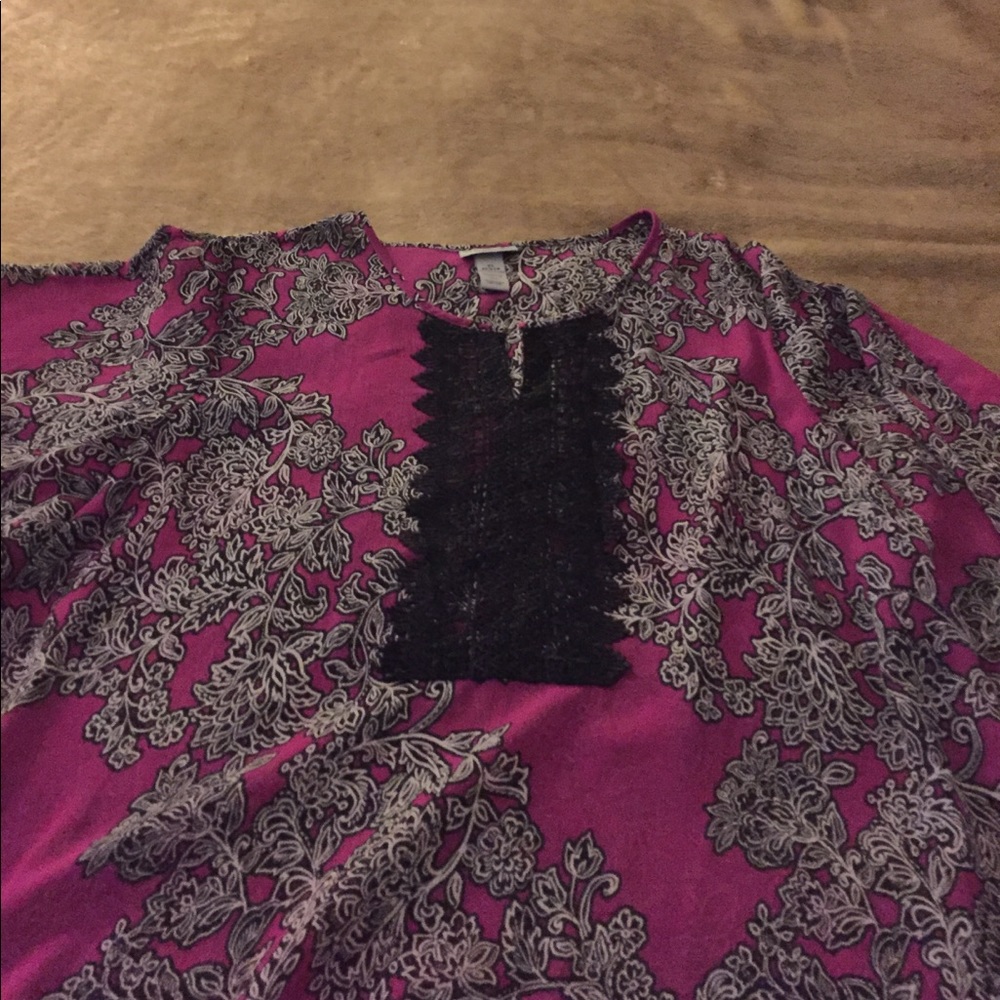 Great poncho type top LOWEST!!