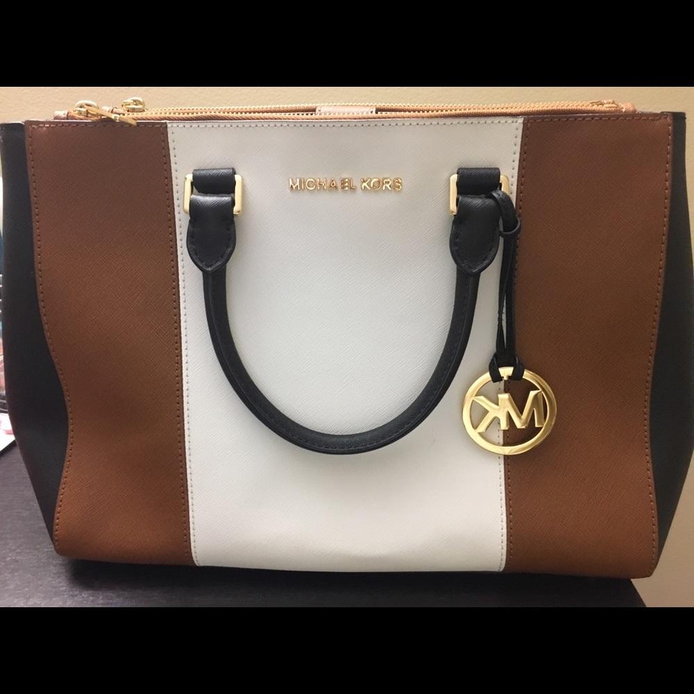 Limited Edition Michael Kors Purse 100% AUTHENTIC