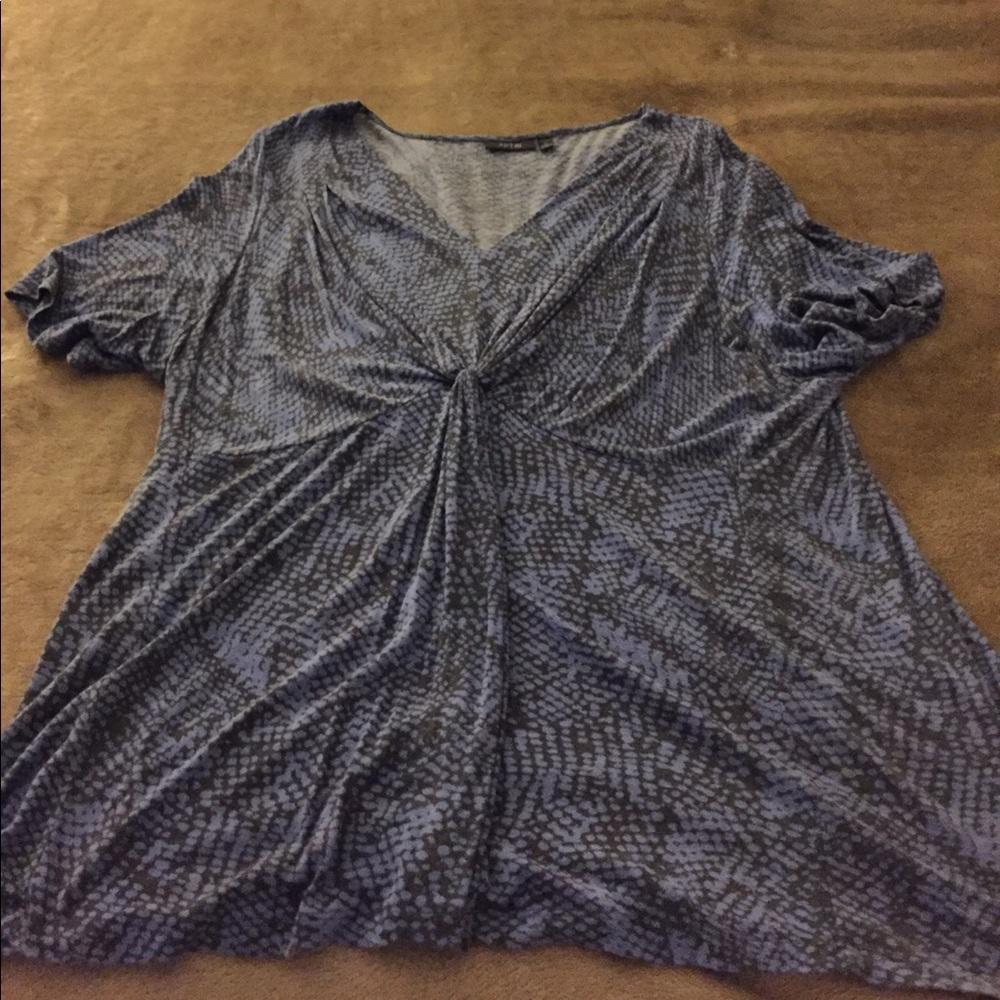This top screams summer!! FINAL!