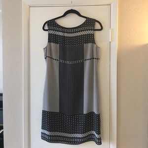 Black/white/grey shirt dress