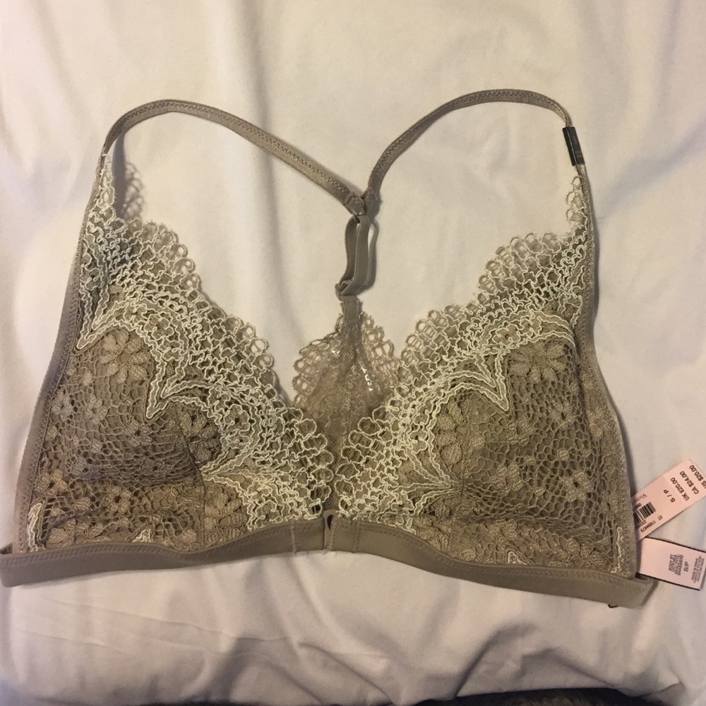 Victoria's Secret bralette NWT