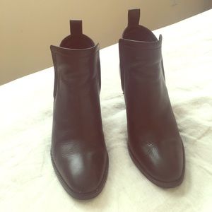 dolce vita booties - black - size 6