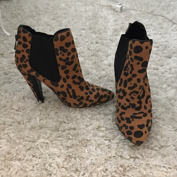 Dolce Vita Shoes - DOLCE VITA booties