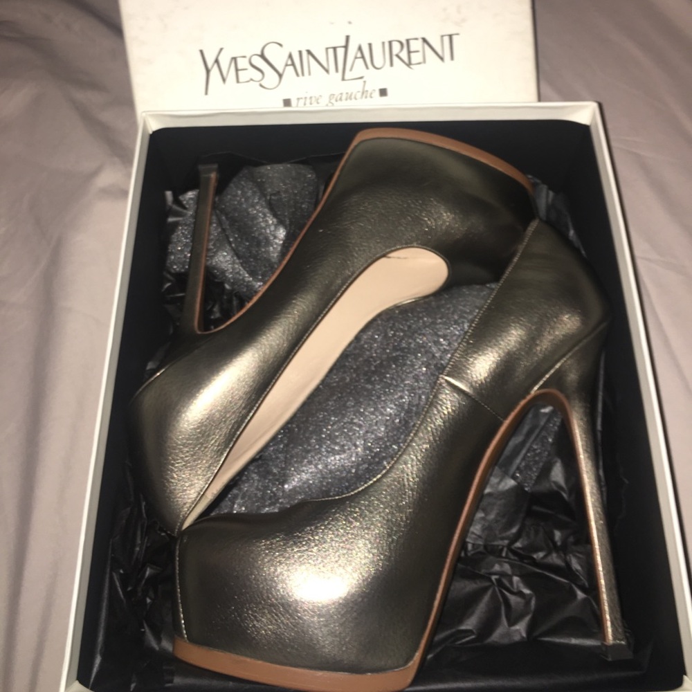 YSL leather pumps
