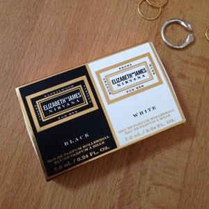 Elizabeth and James Nirvana Black & White Set