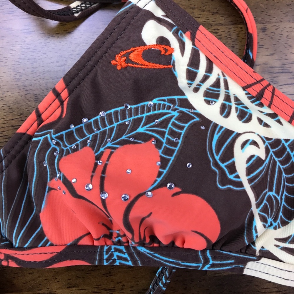 NWOT O'Neil Tropic Hibiscus Bikini - Picture 2 of 4