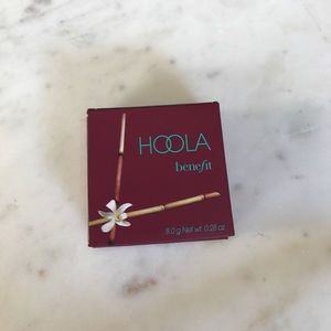 Benefit Hoola
