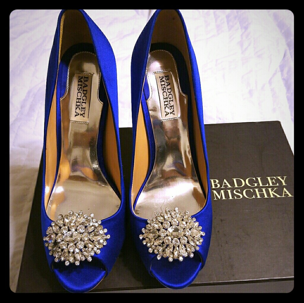 Badgley Mischka blue high heel peep toe shoe size8