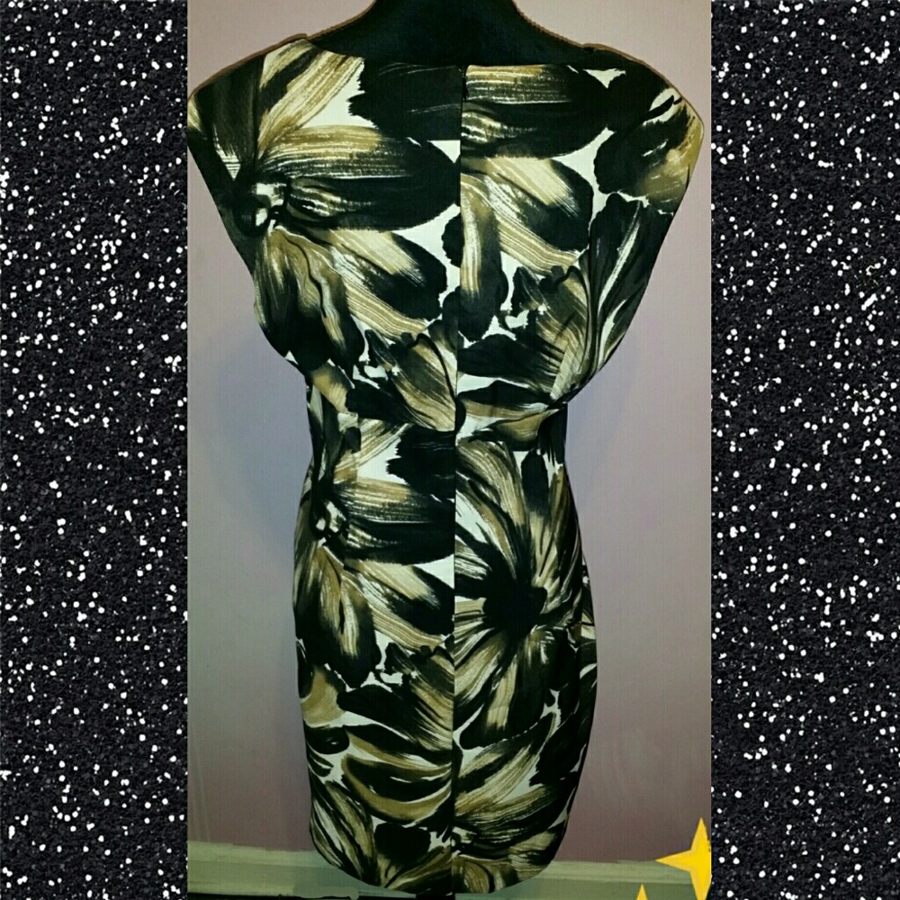 Women's Sheath Dress - Picture 2 of 7