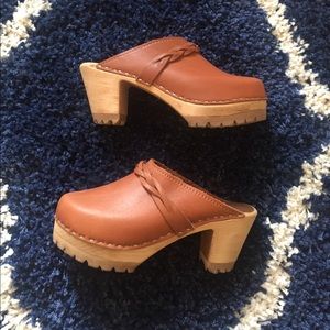 "Elsa" clogs • MIA