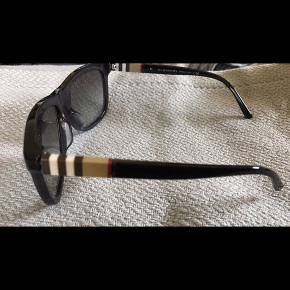 Burberry sunglasses