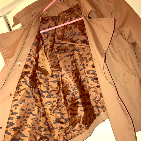 Jacket - Picture 3 of 4