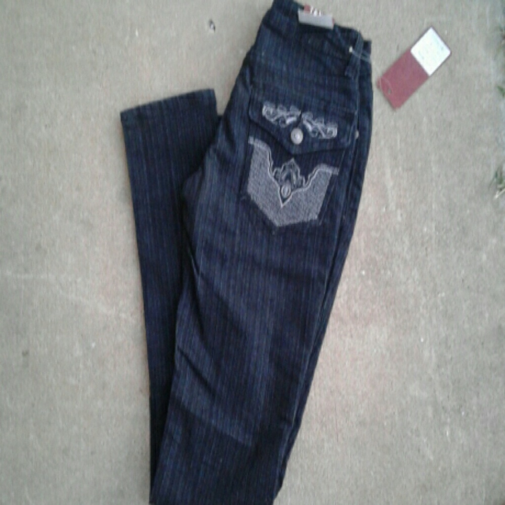 Jeans - Picture 2 of 2