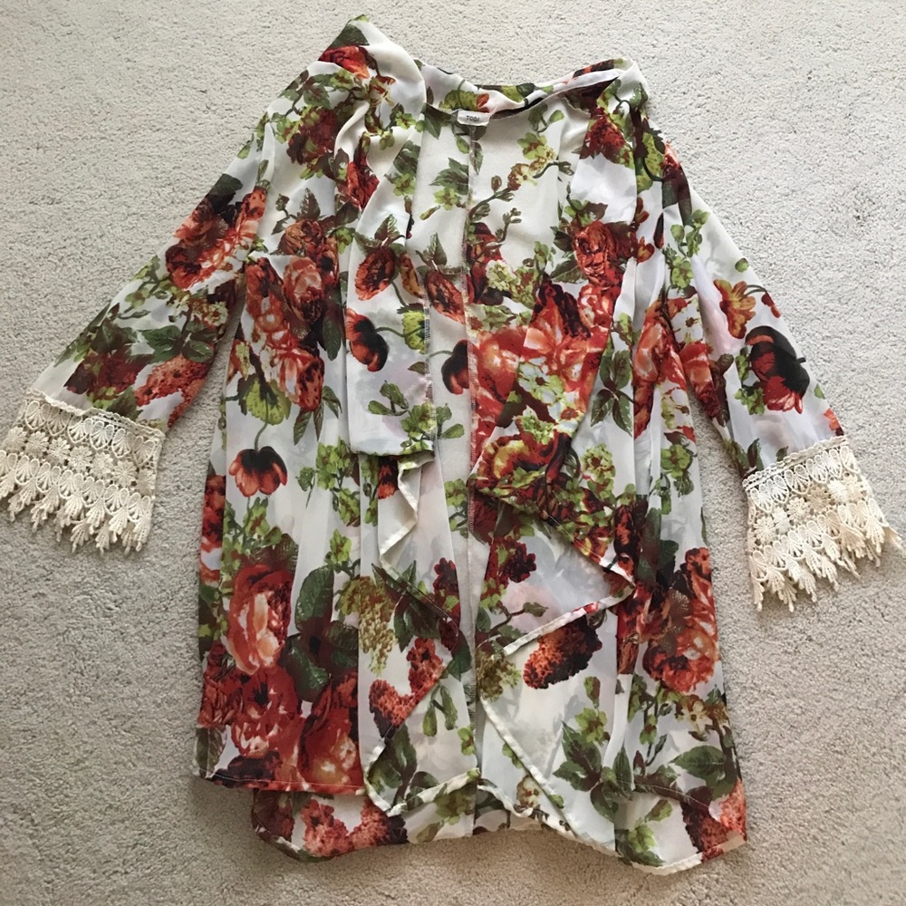 Floral kimono
