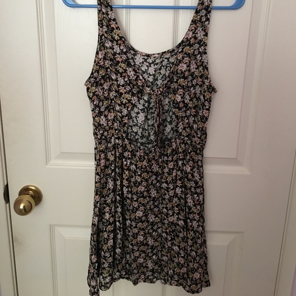 Floral dress - Picture 2 of 3