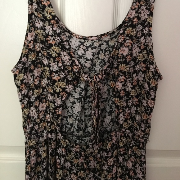 Floral dress - Picture 3 of 3