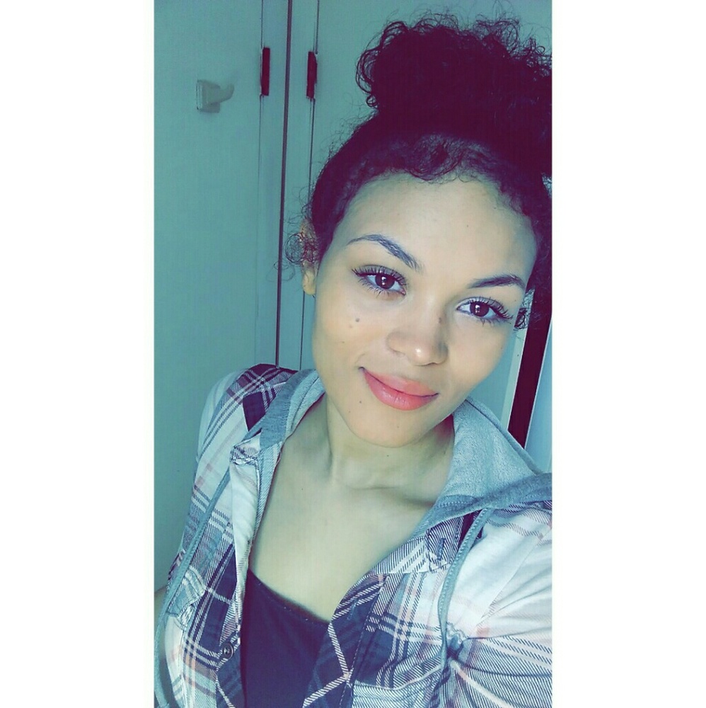 Meet your Posher, Charity