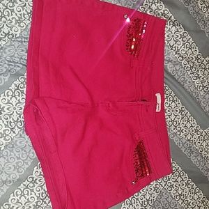 beautiful pink shorts for women or juniors 💖