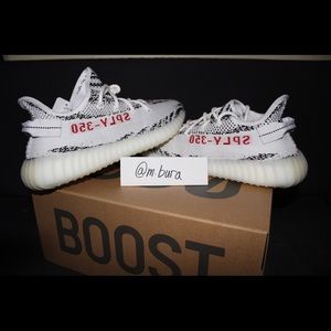 Yeezy Boost 350 v2 Zebra Size 10