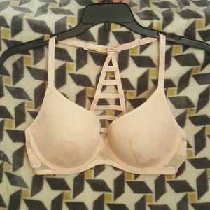 VS Pink Lightly Lined Bra
