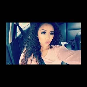 Meet your Posher, Andora