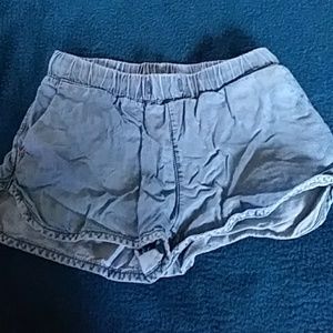 Youth girls H&M shorts.