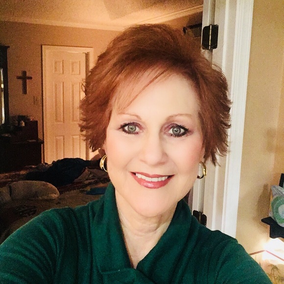 Meet your Posher, Sheri - Picture 2 of 2