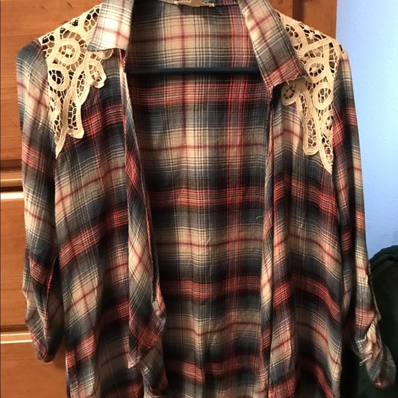 Hem and Thread flannel - Picture 1 of 2
