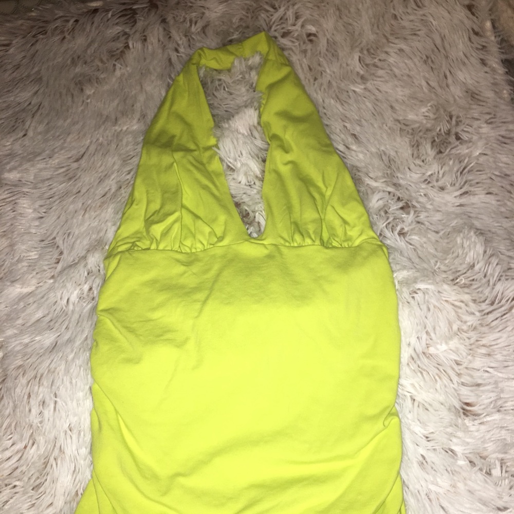 VICTORIAS SECRET HALTER TOP