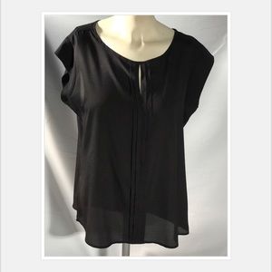 Black short sleeve top
