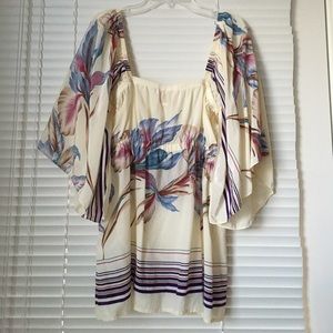 Yumi Kim Tops - Yumi Kim Printed Silk Kimono Sleeve Top Blouse M Yumi Kim Tops - Yumi Kim Printed Silk Kimono Sleeve Top Blouse M