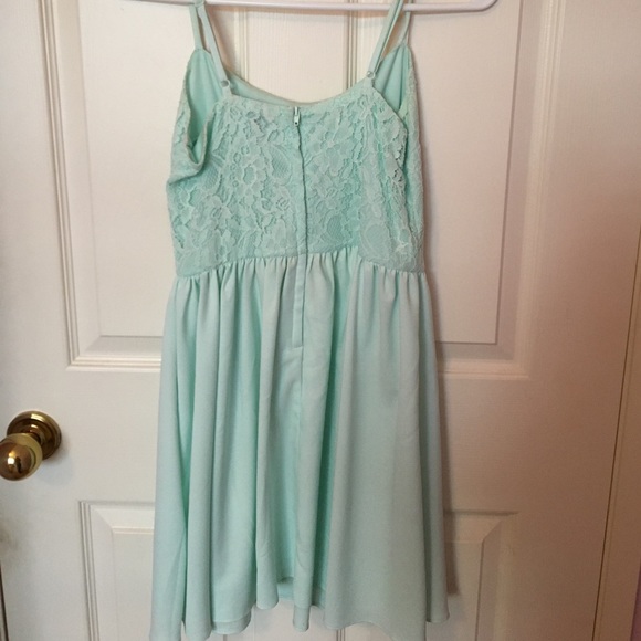 Light blue dress - Picture 2 of 3