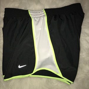 Nike Tempo Shorts (S) (barely worn)
