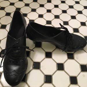 Black shoes, size 6.5!