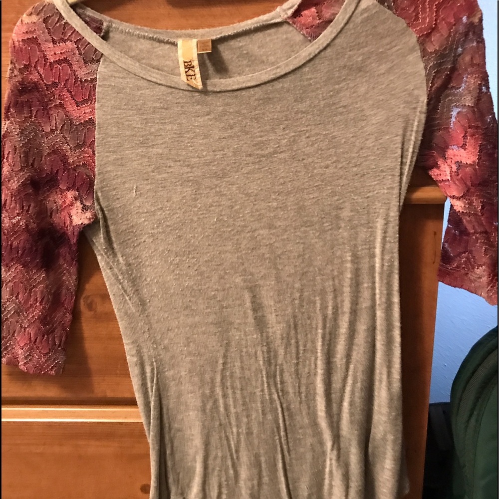 Buckle shirt