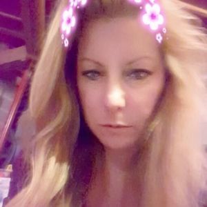 Meet your Posher, Jeannie